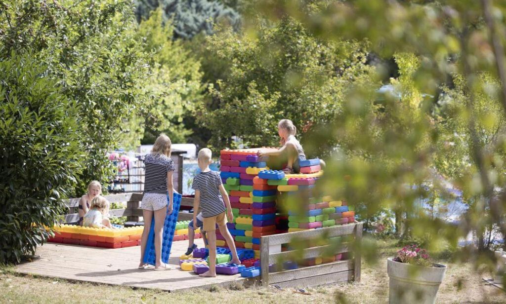 Camping Ushuaia Villages Au Bois Joli Andryes Bagian luar foto