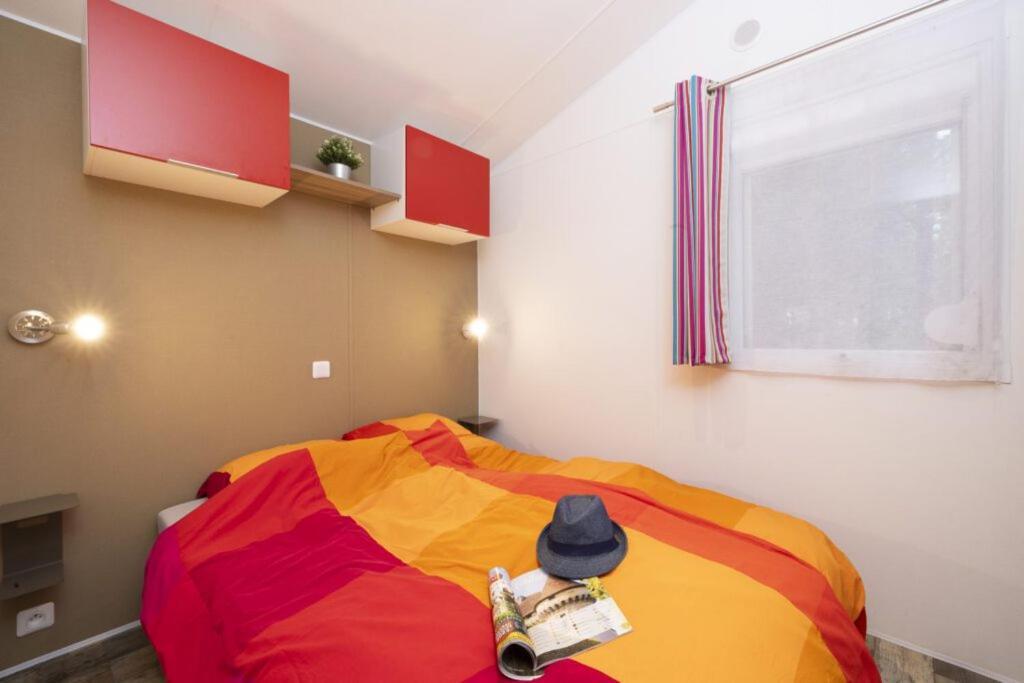 Camping Ushuaia Villages Au Bois Joli Andryes Bagian luar foto